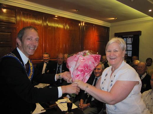 AGM2011-1